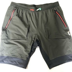 Large men’s Nike shorts